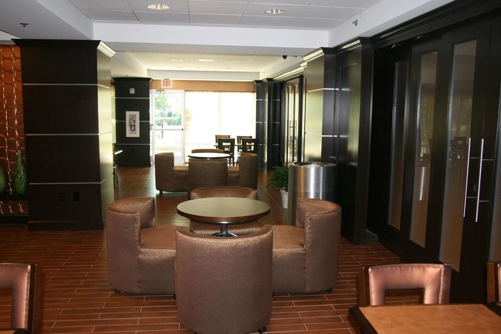 Hampton Inn Houston Near The Galleria Интерьер фото