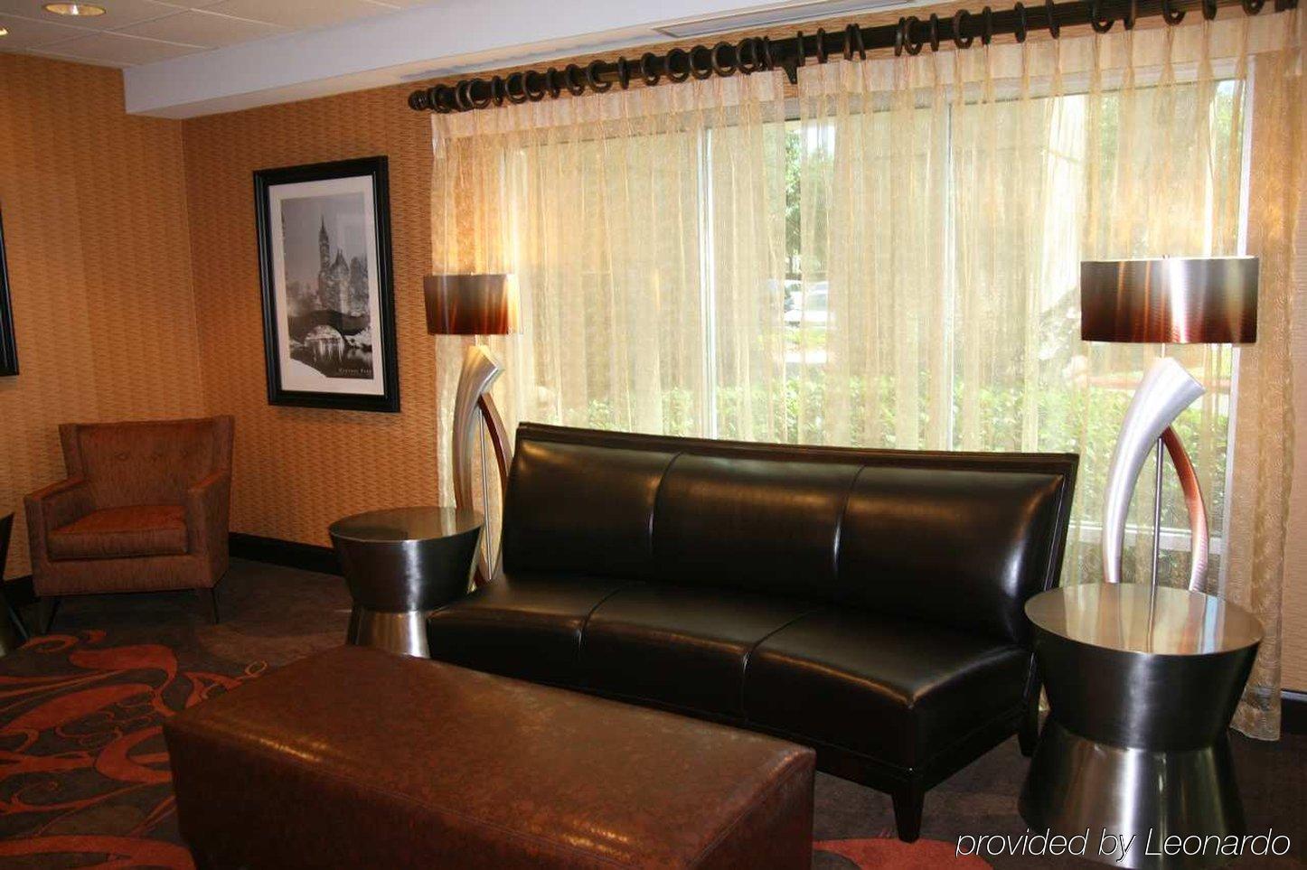 Hampton Inn Houston Near The Galleria Интерьер фото